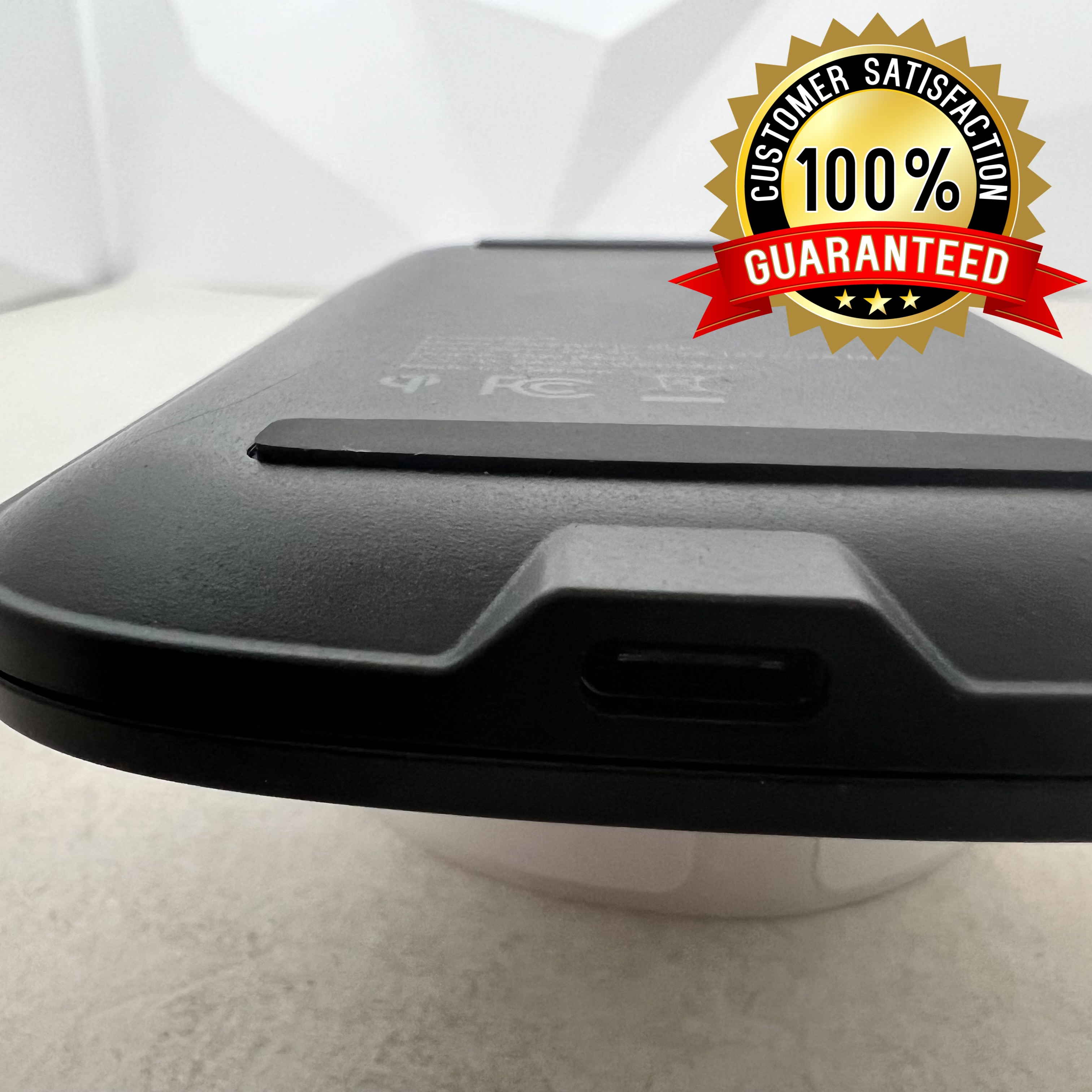 QUIKCELL POWERFLIP 15W 2-in-1 Wireless Charging Pad - Photo 2